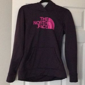 Women’s North Face sweatshirt